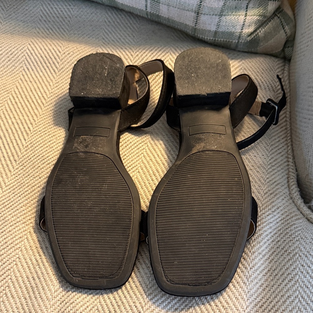 Black Strappy Flat Sandals with ankle strap - Picture 3 of 3
